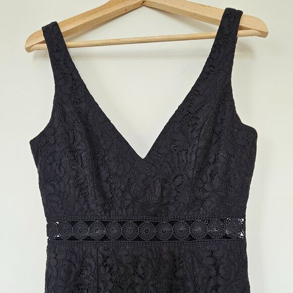 Bardot Lace Sheath Dress in Classic Black, size S (US 6) - Picture 3 of 7